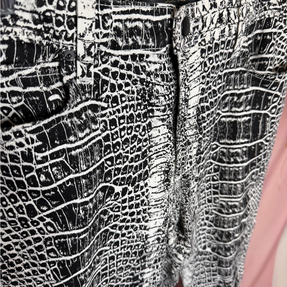 Joe's Python Print Jegging - Picture 6 of 9